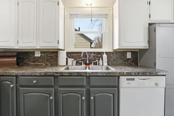 $207,000 | 12 East 2nd Street, Clintonville, WI 54929
