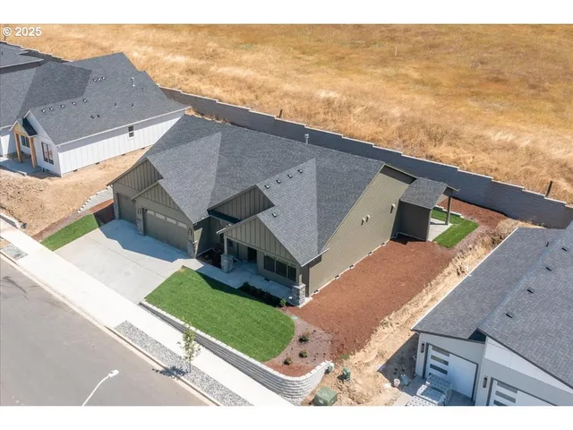 $874,900 | 16709 Northeast 38th Avenue, Vancouver, WA 98686