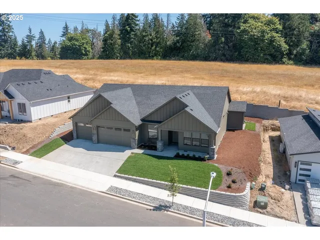 $874,900 | 16709 Northeast 38th Avenue, Vancouver, WA 98686