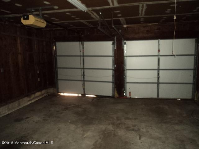 70 Andover Road Jackson, NJ 08527 - Photo 2 of 16 DSC03910