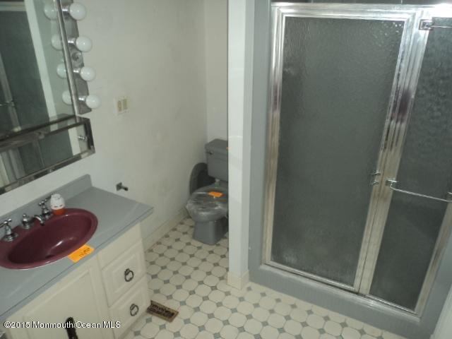 70 Andover Road Jackson, NJ 08527 - Photo 5 of 16 DSC03906