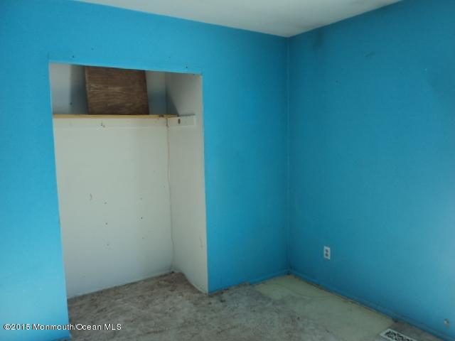 70 Andover Road Jackson, NJ 08527 - Photo 7 of 16 DSC03904