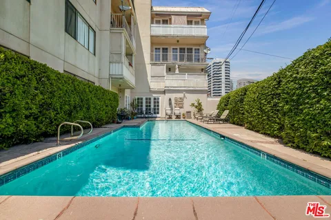 $1,175,000 | 1260 South Beverly Glen Boulevard, Unit 405, Los Angeles, CA 90024