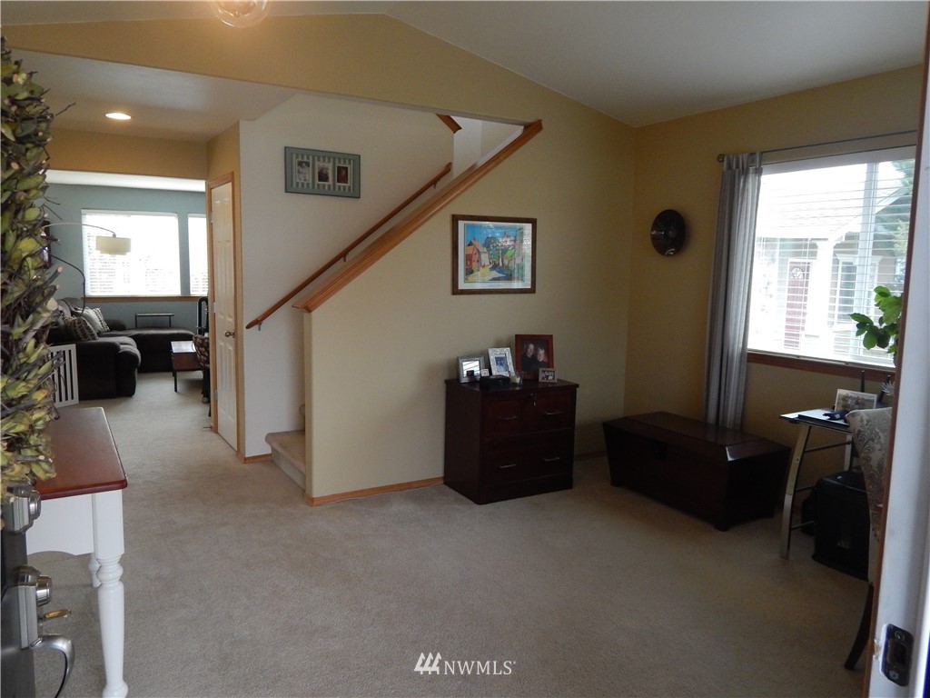 3628 186th Place Southeast Bothell, WA 98012 - Photo 3 of 15 Gallery Image 3