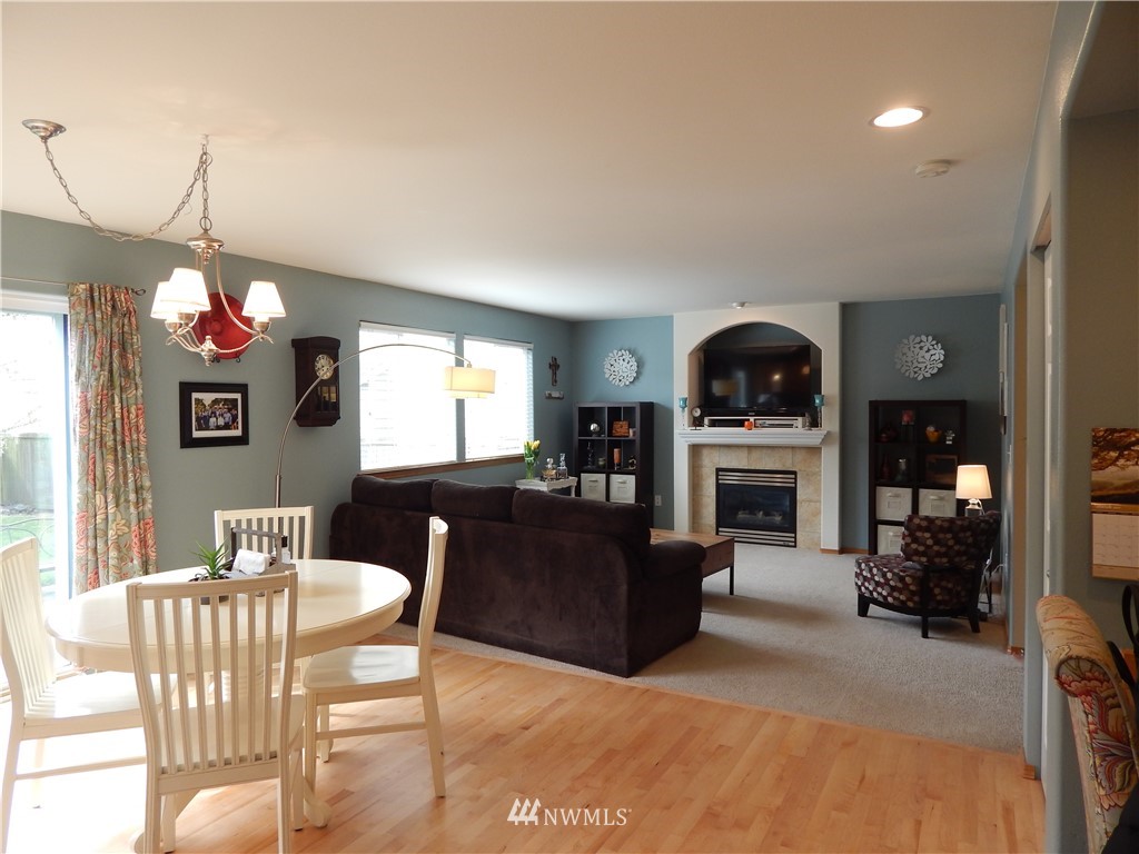 3628 186th Place Southeast Bothell, WA 98012 - Photo 5 of 15 Gallery Image 5