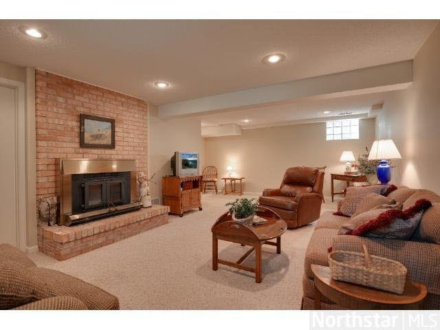 4224 Heathcote Road Deephaven, MN 55391 - Photo 17 of 18