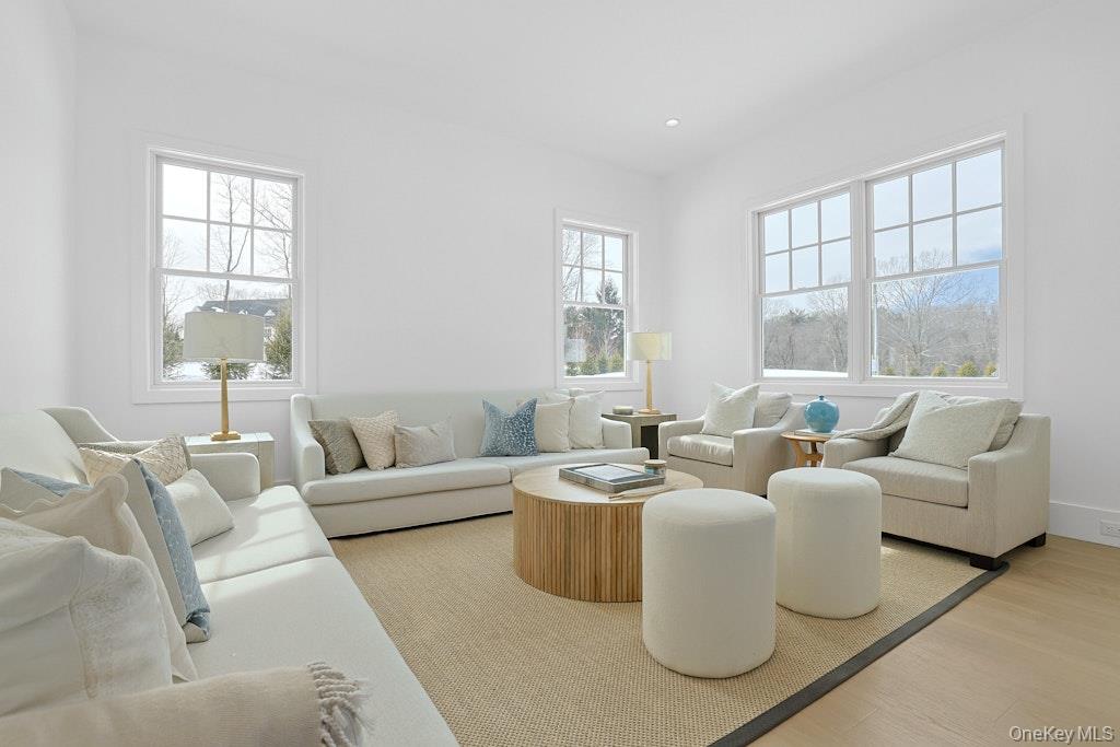 86 Old Byram Lake Road Armonk, NY 10504 - Photo 8 of 42