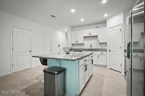 $2,200 | 3231 Penny Cove Drive, Jacksonville, FL 32218