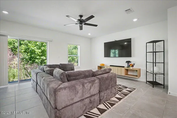 $2,200 | 3231 Penny Cove Drive, Jacksonville, FL 32218