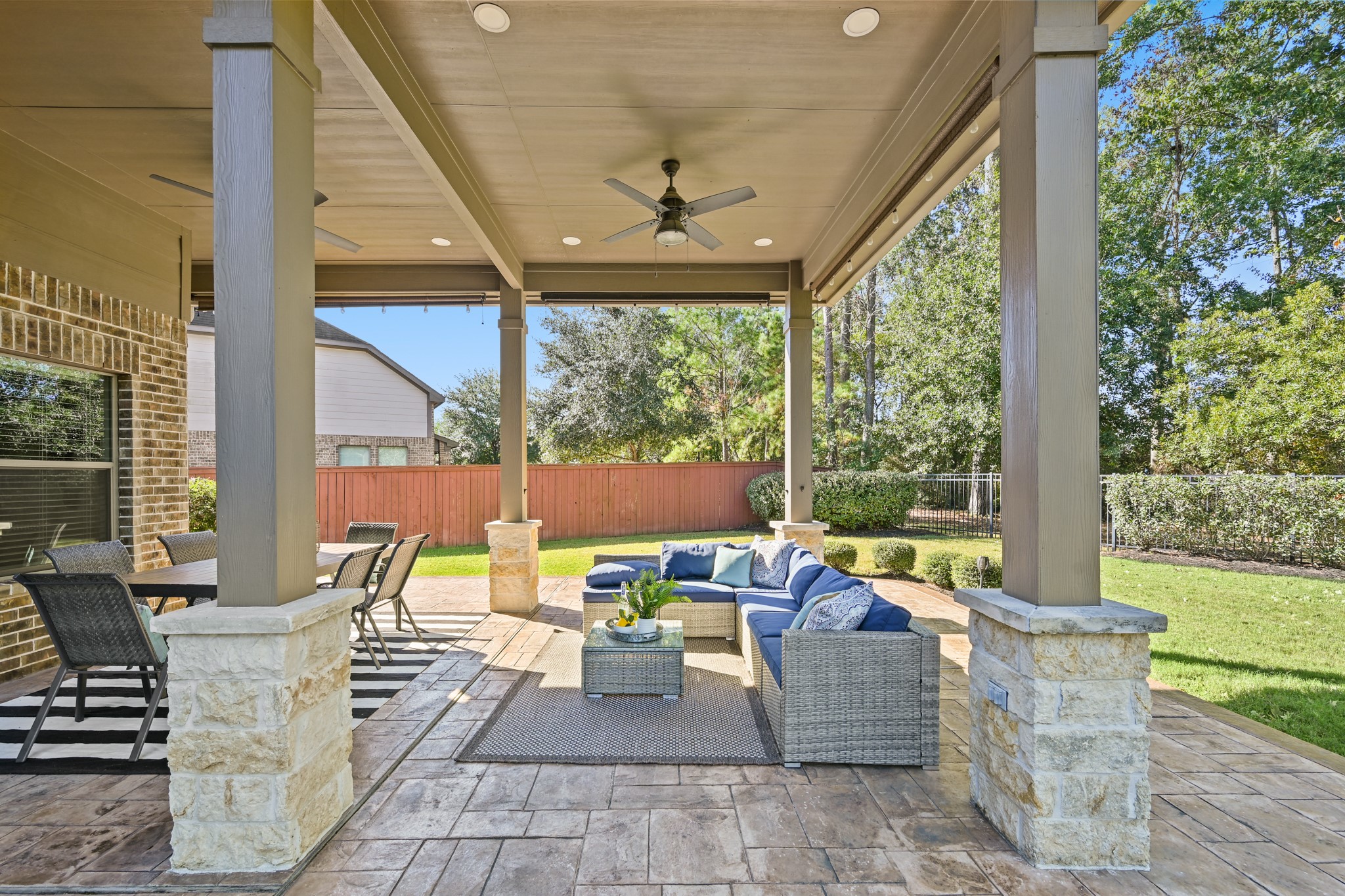 25202 Quiet Ledge Porter, TX 77365 - Photo 43 of 49 a patio with patio area and garden view