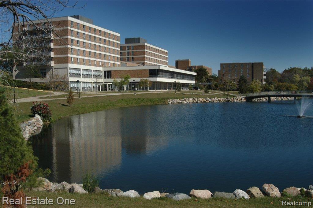 210 North Alice Avenue Rochester, MI 48307 - Photo 15 of 21 OAKLAND UNIVERSITY