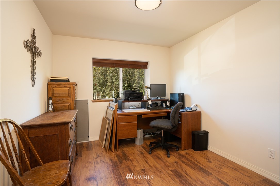 13954 Avon Allen Road Mount Vernon, WA 98273 - Photo 12 of 24 Gallery Image 12