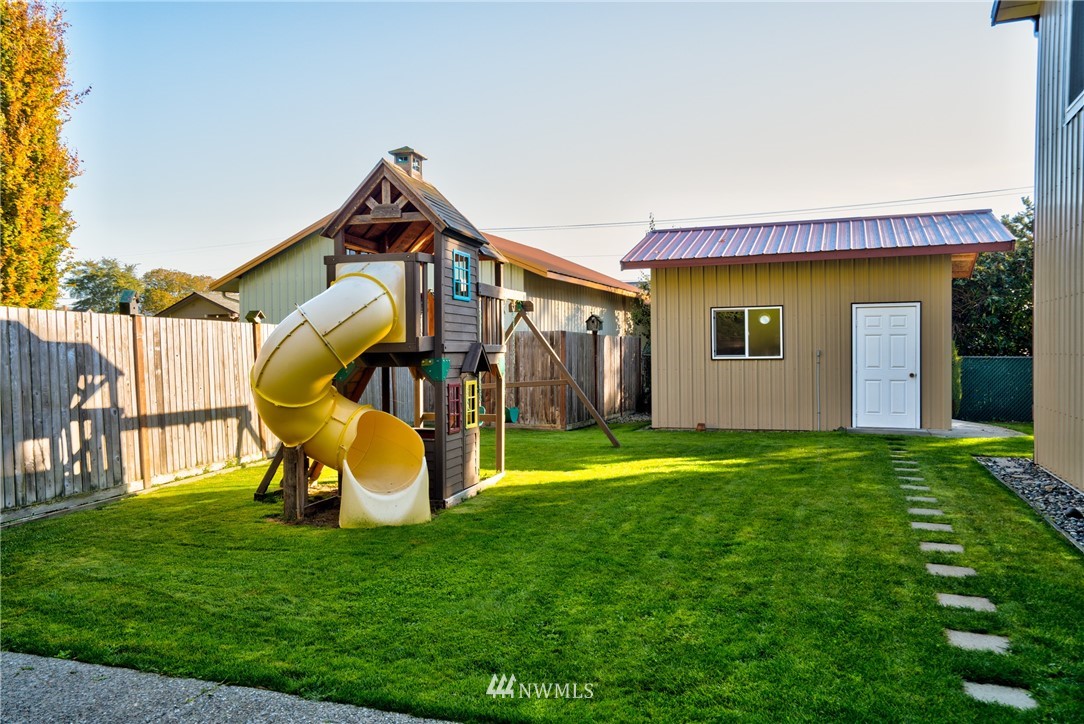 13954 Avon Allen Road Mount Vernon, WA 98273 - Photo 21 of 24 Gallery Image 21