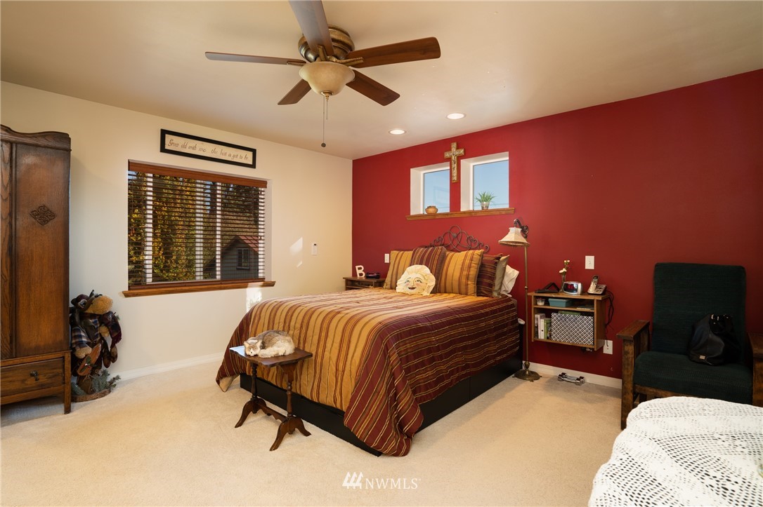 13954 Avon Allen Road Mount Vernon, WA 98273 - Photo 8 of 24 Gallery Image 8