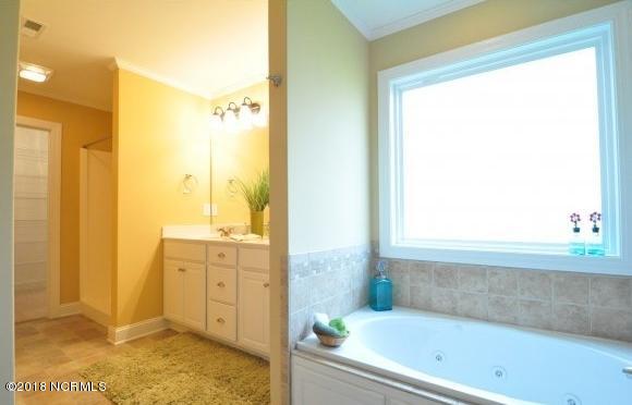 3900 Old Cherry Point Road New Bern, NC 28560 - Photo 11 of 20 11-Master bath