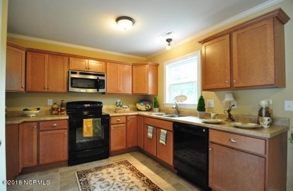 3900 Old Cherry Point Road New Bern, NC 28560 - Photo 6 of 20 6-Plenty of cabinet space
