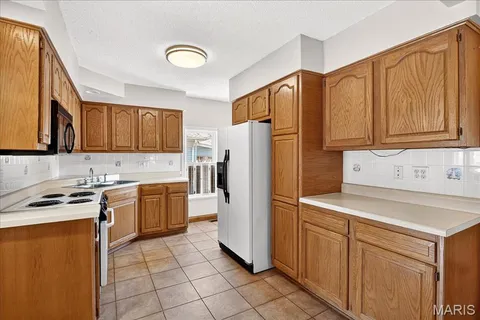 $138,000 | 506 North Maple Avenue, Roxana, IL 62084