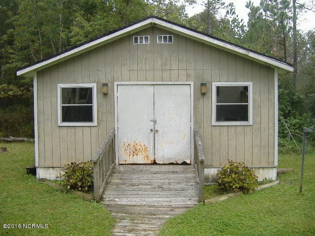 299 Anchor Road Beaufort, NC 28516 - Photo 5 of 16 Workshop