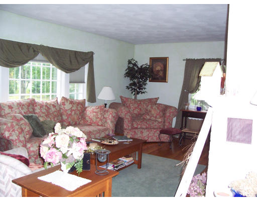 4 Edgewood Road Wilbraham, MA 01095 - Photo 3 of 11 Gallery Image 3