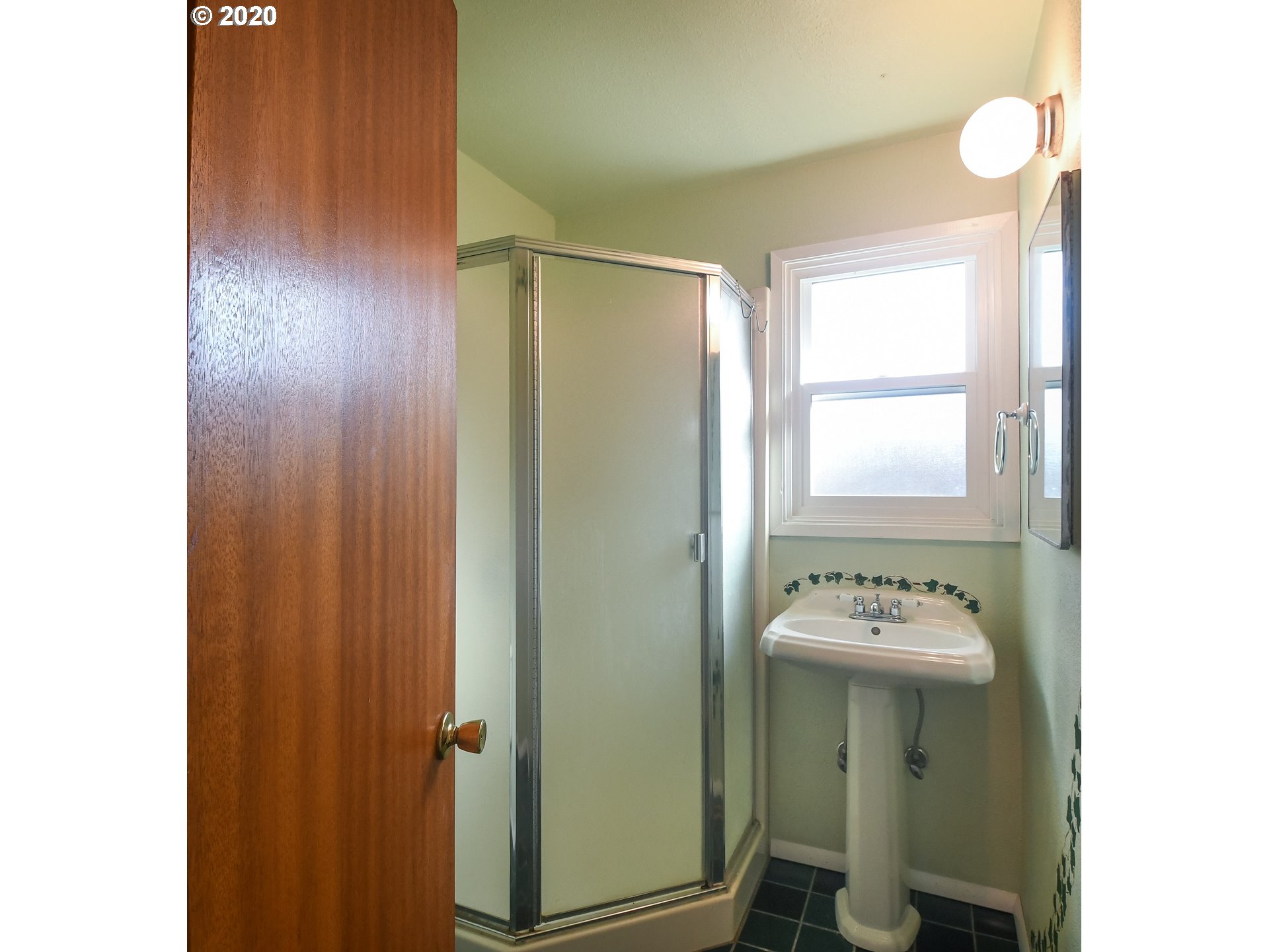 469 Baxter Street Eugene, OR 97402 - Photo 10 of 32 Gallery Image 10