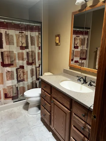 $284,900 | 4005 Mackinac Drive, Janesville, WI 53546