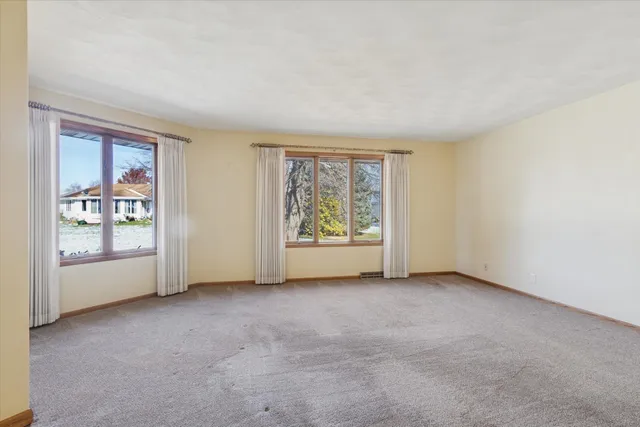 $279,000 | 4005 Mackinac Drive, Janesville, WI 53546