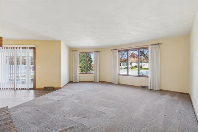 $279,000 | 4005 Mackinac Drive, Janesville, WI 53546