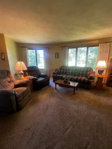 $284,900 | 4005 Mackinac Drive, Janesville, WI 53546