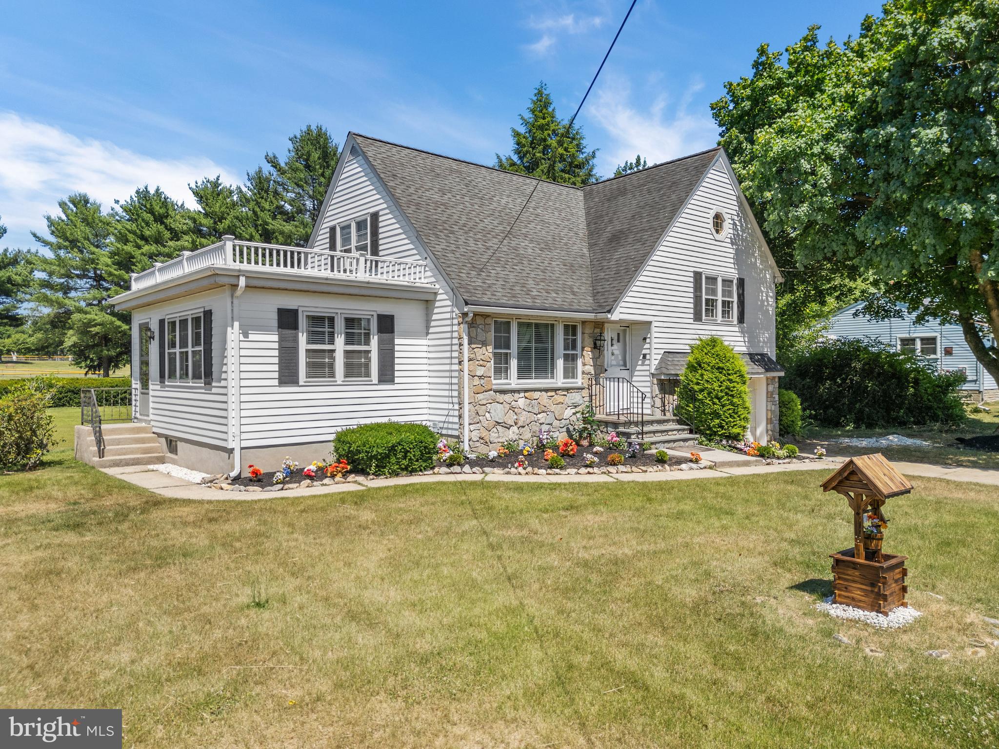 135 Marlton Road Pilesgrove, NJ 08098 - Photo 1 of 25