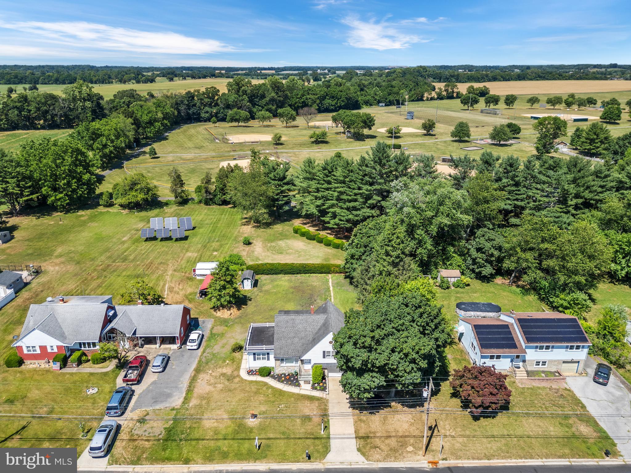 135 Marlton Road Pilesgrove, NJ 08098 - Photo 6 of 25