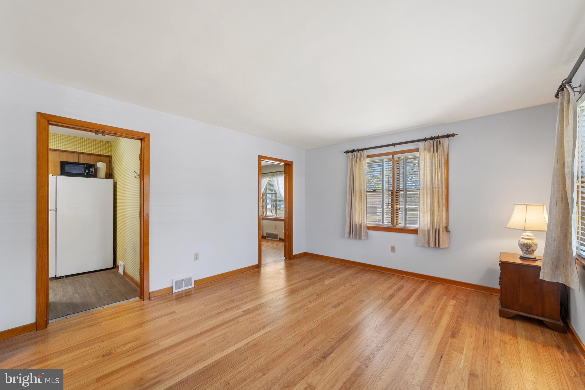 135 Marlton Road Pilesgrove, NJ 08098 - Photo 10 of 25