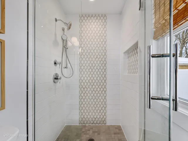 $850,000 | 5340 Woodland Avenue, Western Springs, IL 60558