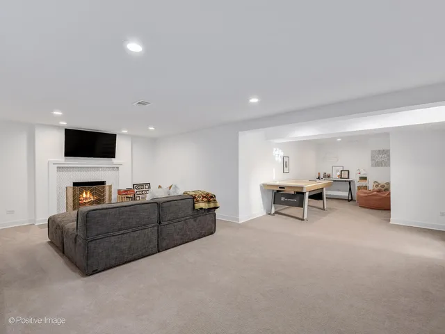 $850,000 | 5340 Woodland Avenue, Western Springs, IL 60558