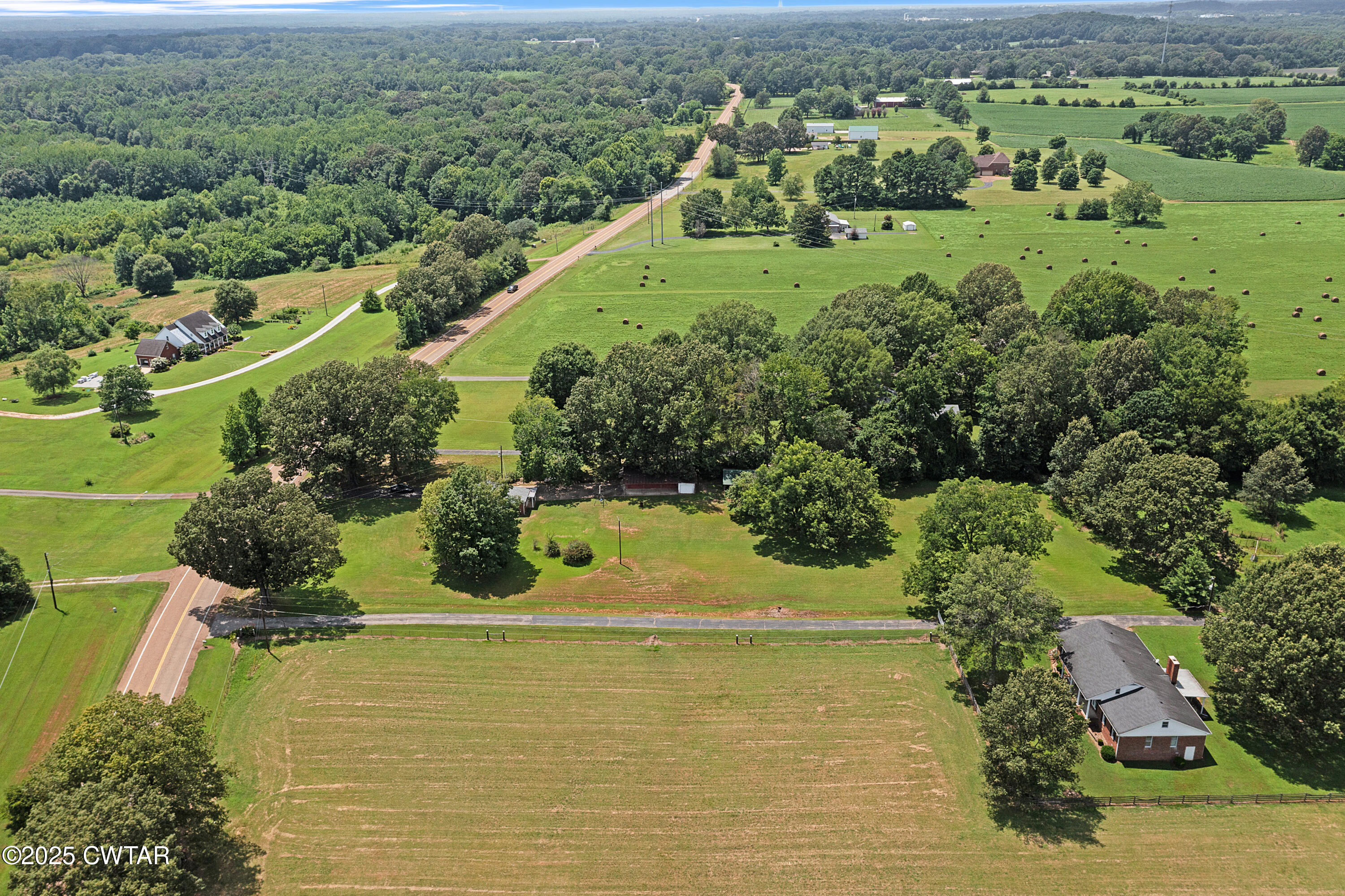 2901 Beech Bluff Road Jackson, TN 38301 - Photo 8 of 23 an aerial view of a houses with outdoor space