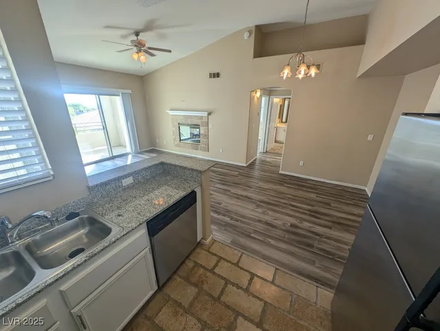 $1,350 | 1709 King James Street, Unit 201, Las Vegas, NV 89144
