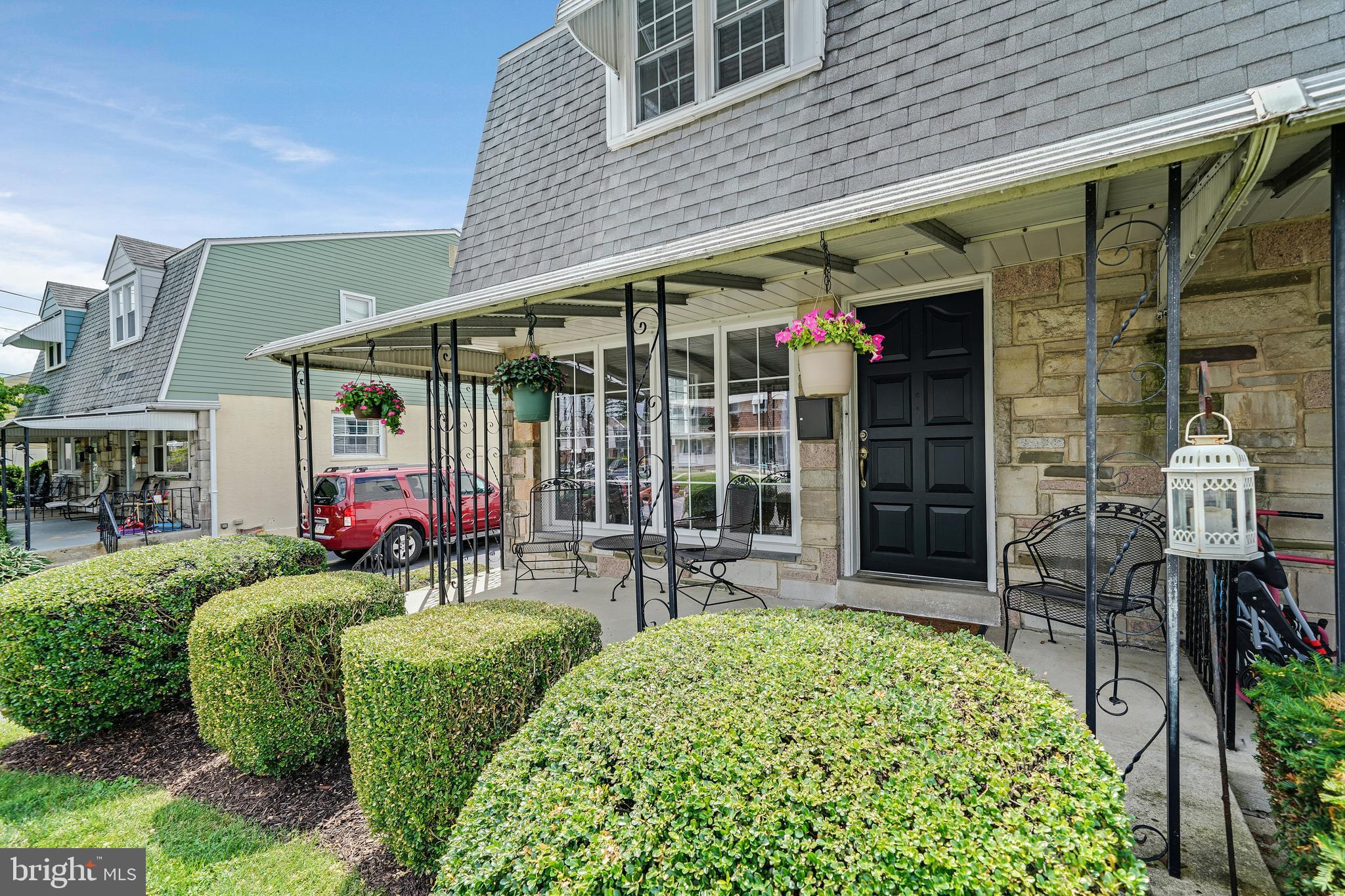 124 Beechwood Road Brookhaven, PA 19015 - Photo 1 of 18 Gallery Image 1