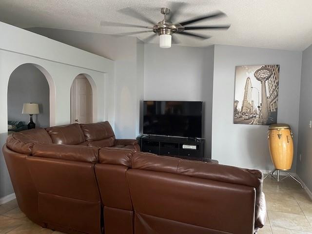 2147 Marisol Loop Kissimmee, FL 34743 - Photo 8 of 20 Photo 8