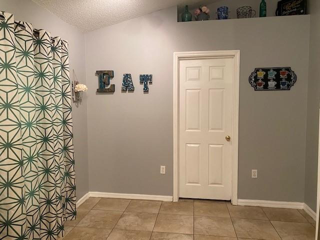 2147 Marisol Loop Kissimmee, FL 34743 - Photo 10 of 20 Photo 10