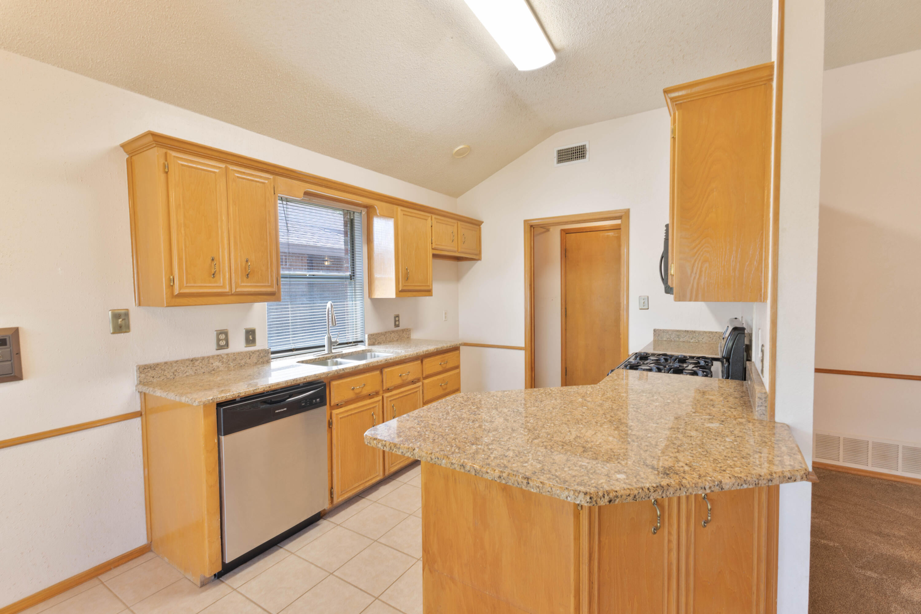 2214 91st Street Lubbock, TX 79423 - Photo 3 of 15 untitled-3