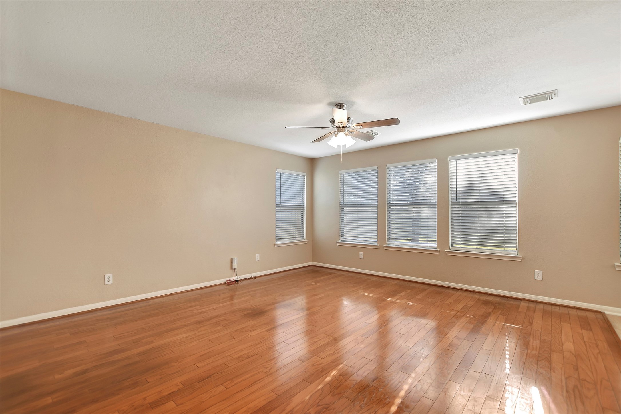 3339 Legends Shadow Drive Spring, TX 77386 - Photo 9 of 50 Gallery Image 9