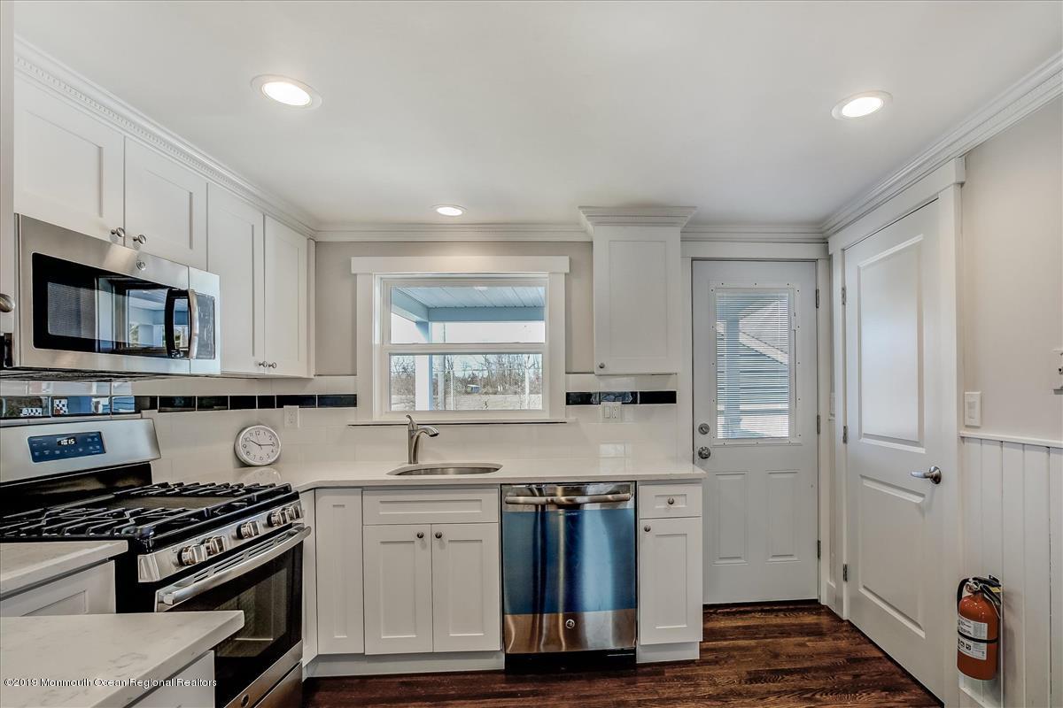 1433 Edgemere Road Wall, NJ 07719 - Photo 11 of 25 11-Kitchen(2)
