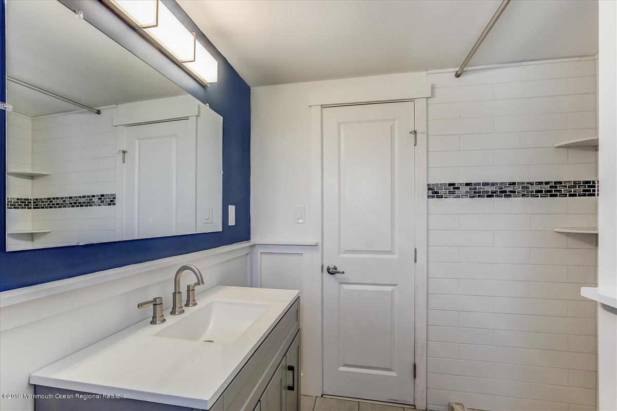 1433 Edgemere Road Wall, NJ 07719 - Photo 16 of 25 16-Bathroom