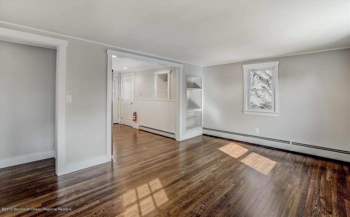 1433 Edgemere Road Wall, NJ 07719 - Photo 4 of 25 04-Living