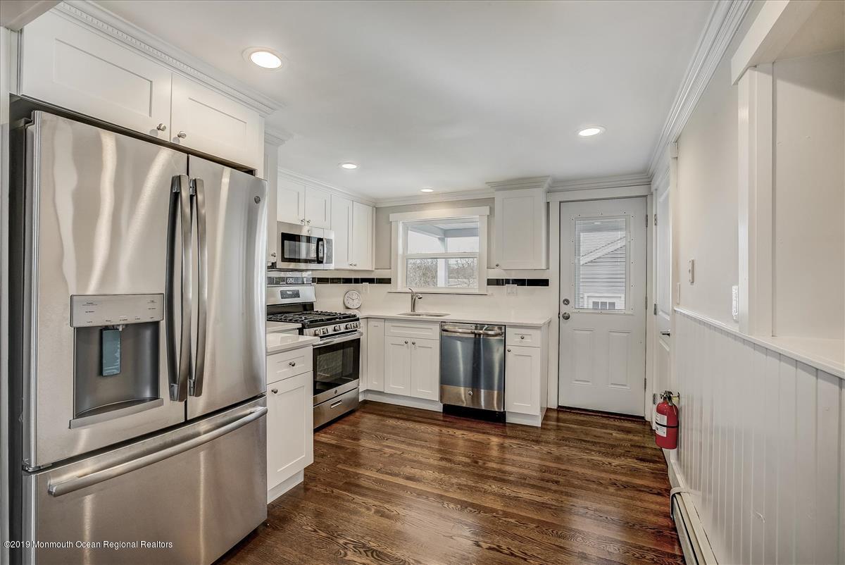 1433 Edgemere Road Wall, NJ 07719 - Photo 8 of 25 08-Kitchen
