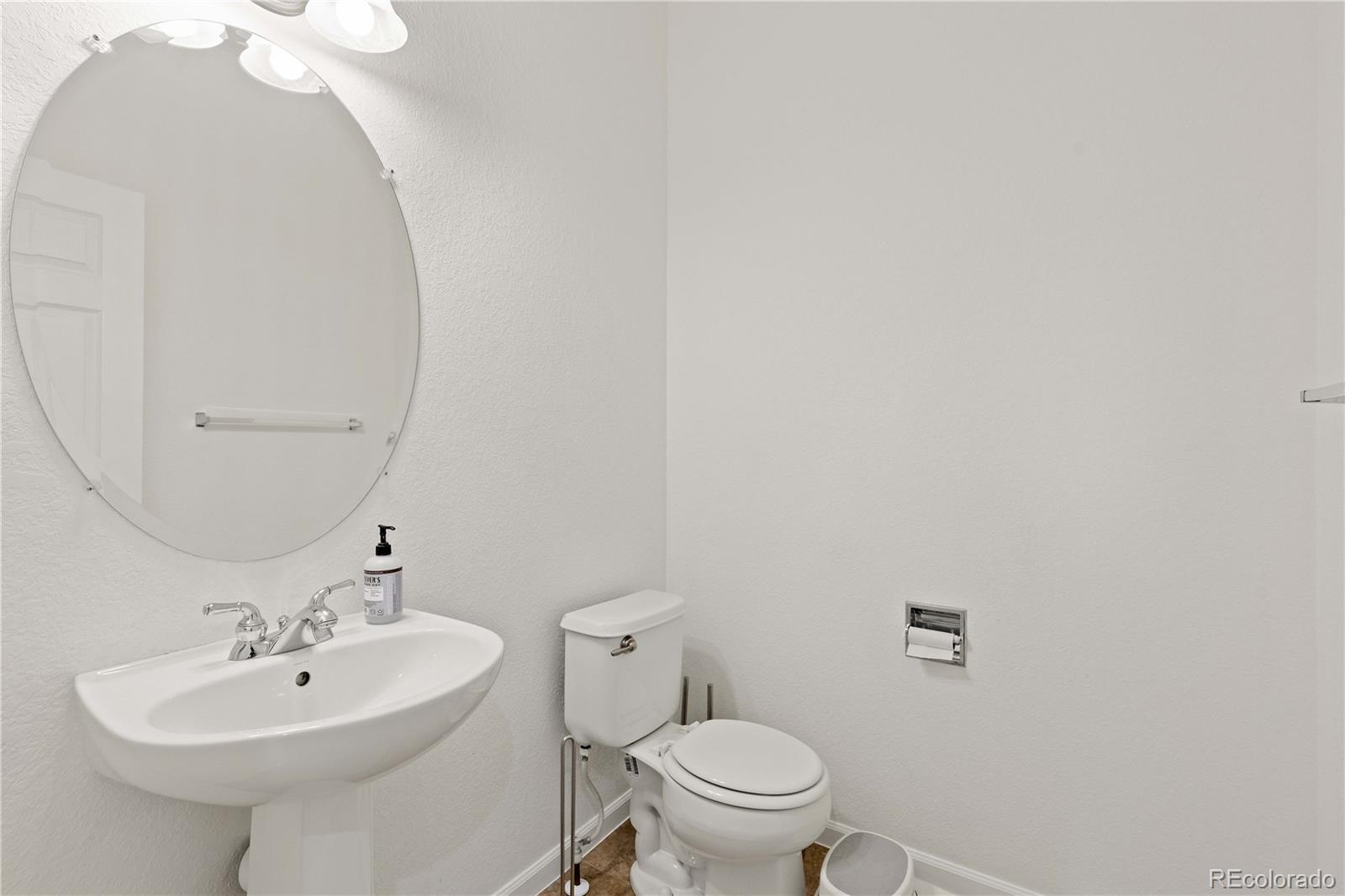 8262 Dressage Road Littleton, CO 80125 - Photo 13 of 40