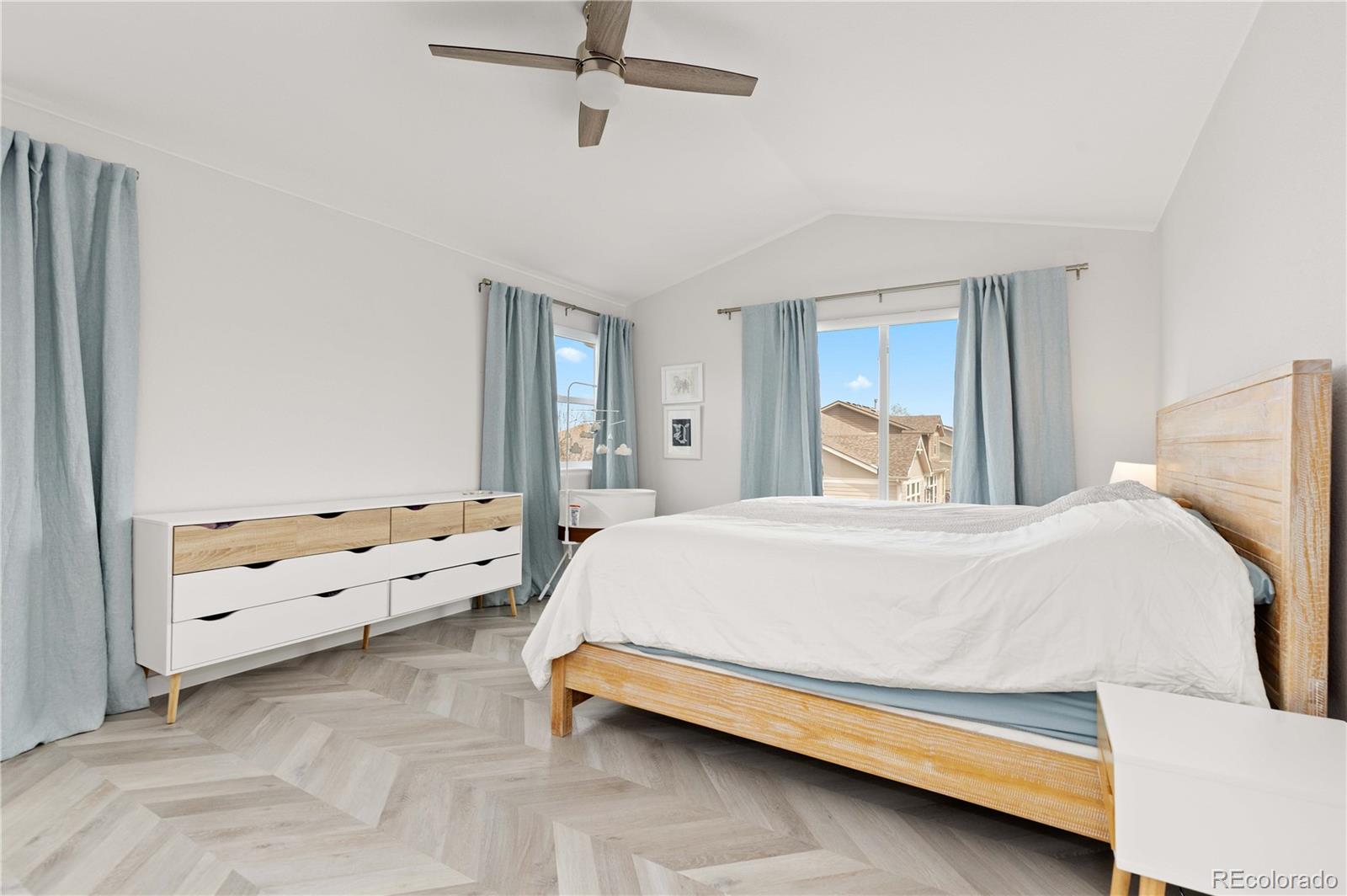 8262 Dressage Road Littleton, CO 80125 - Photo 17 of 40