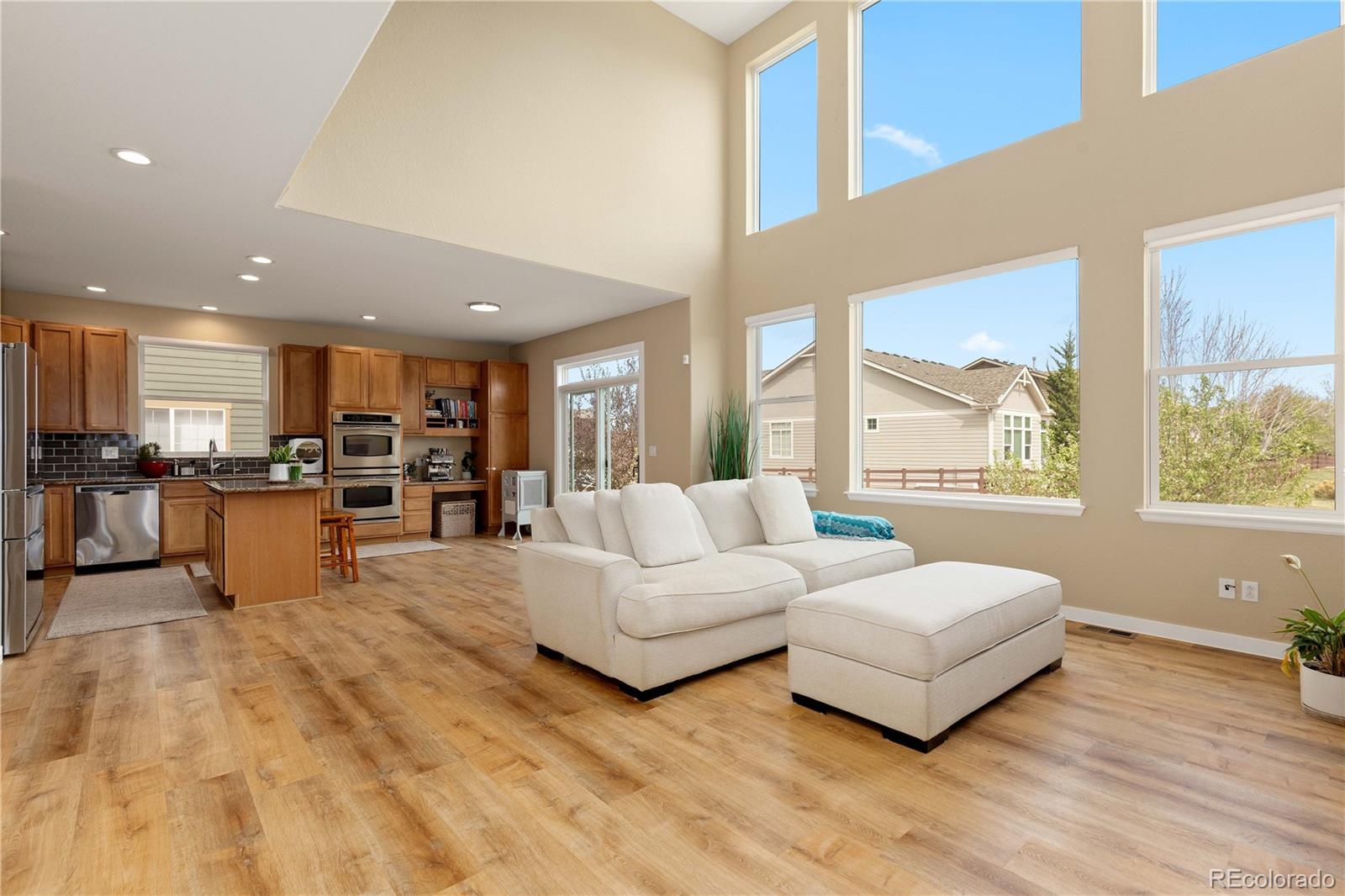 8262 Dressage Road Littleton, CO 80125 - Photo 5 of 40