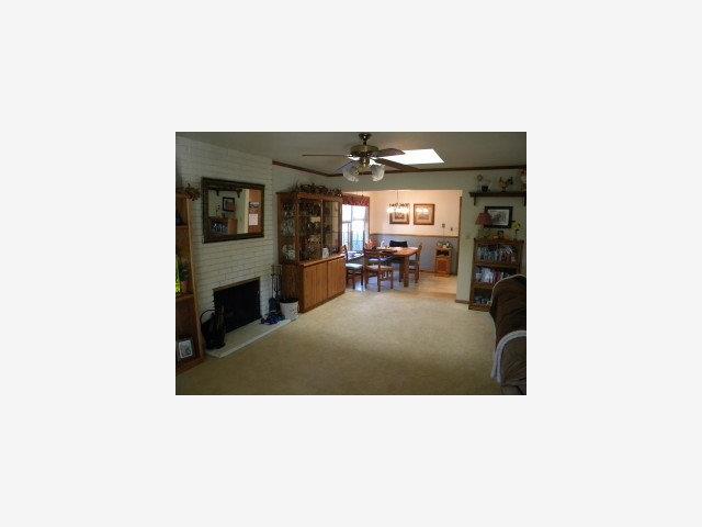 857 Raintree Drive San Jose, CA 95129 - Photo 3 of 5 Gallery Image 3