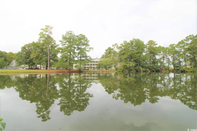 $140,922 | 922 Fairwood Lakes Drive, Unit 22D, Myrtle Beach, SC 29588