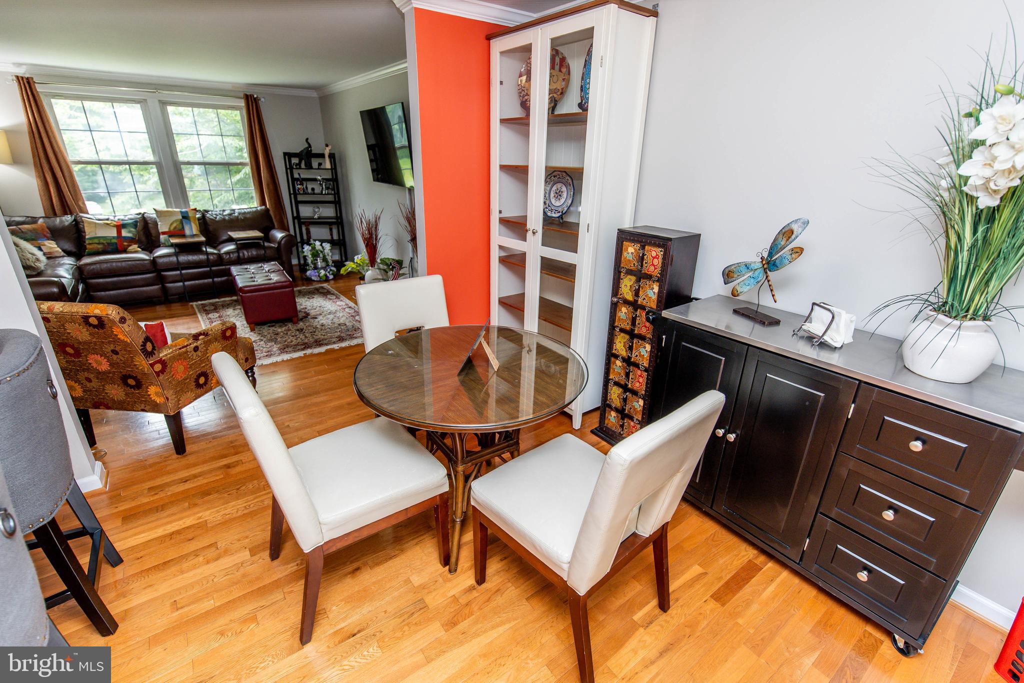 15613 Wembrough Street Silver Spring, MD 20905 - Photo 5 of 53